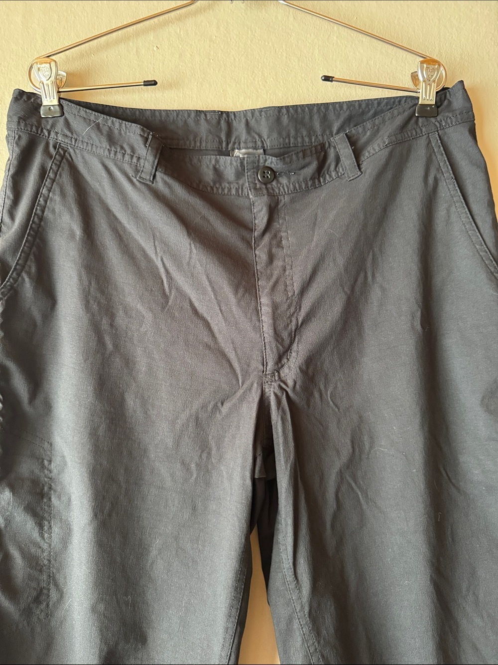 MEC Shorts - Picture 2 of 11